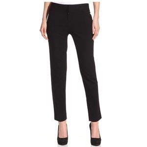 EUC Vince Camuto Black Ponte ankle pants 8